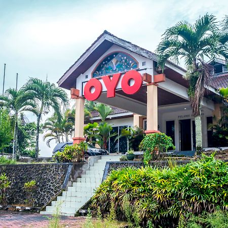 Oyo 1989 Hotel Pelangi Harapan Samarinda Buitenkant foto